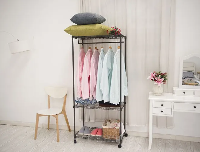 Rolling 3-Tier Black Garment Rack - Mobile Clothes Wardrobe（1）